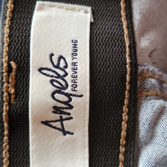 16 P Butt Lift Angel Jeans - Picture 2 of 3